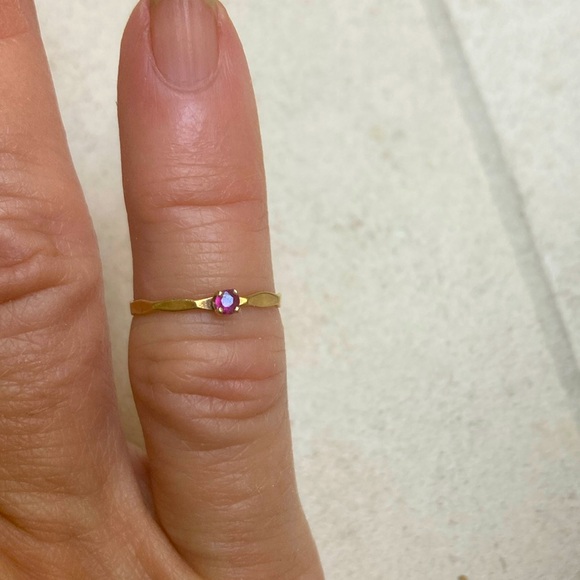 Baby ring with ruby - Picture 2 of 3